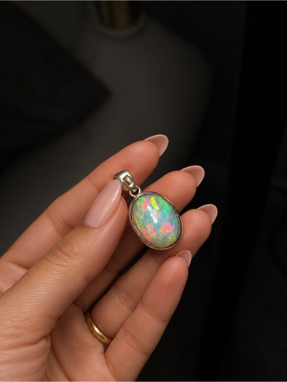 Natural Ethiopian Opal Pendant 8 Ct 925 Sterling Silver Oval Certified